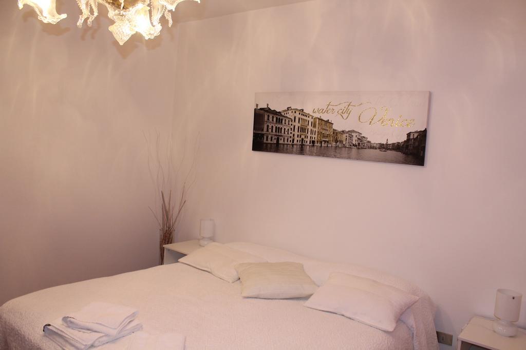 B&B Airport Venice Diego 2 Tessera Bagian luar foto